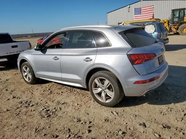 WA1ANAFYXJ2199051 2018 AUDI Q5 - Image 2