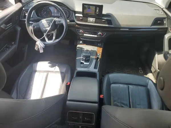 WA1ANAFYXK2042153 2019 AUDI Q5 - Image 8