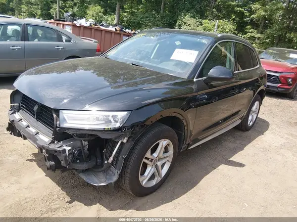 WA1ANAFYXK2042590 2019 AUDI Q5 - Image 2