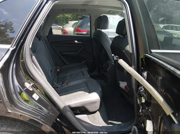 WA1ANAFYXK2042590 2019 AUDI Q5 - Image 8