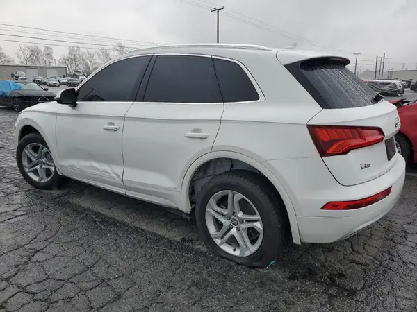 WA1ANAFYXK2042959 2019 AUDI Q5 - Image 2