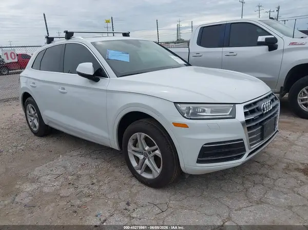 WA1ANAFYXK2045215 2019 AUDI Q5 - Image 1