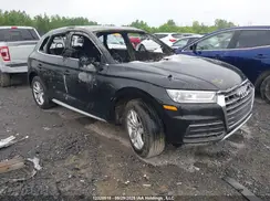WA1ANAFYXK2047529 2019 AUDI Q5