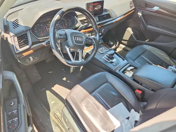 WA1ANAFYXK2052276 2019 AUDI Q5 - Image 8