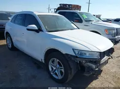 WA1ANAFYXK2068008 2019 AUDI Q5