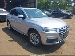 WA1ANAFYXK2069675 2019 AUDI Q5
