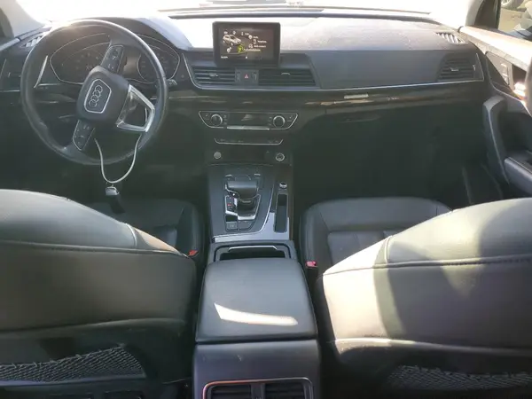 WA1ANAFYXK2072494 2019 AUDI Q5 - Image 8