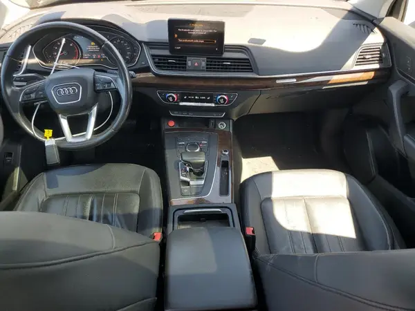 WA1ANAFYXK2075685 2019 AUDI Q5 - Image 8