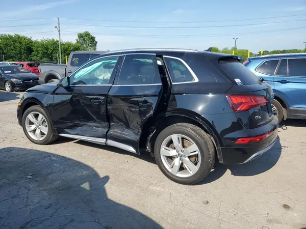 WA1ANAFYXK2083883 2019 AUDI Q5 - Image 2