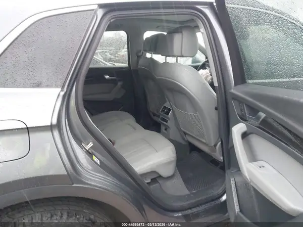 WA1ANAFYXK2090641 2019 AUDI Q5 - Image 8