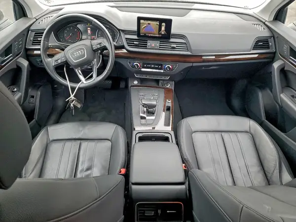 WA1ANAFYXK2103047 2019 AUDI Q5 - Image 8
