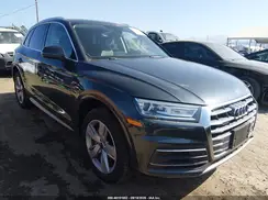 WA1ANAFYXK2108569 2019 AUDI Q5