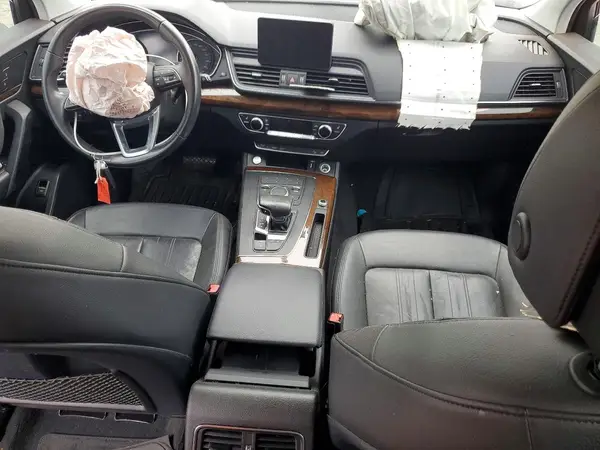 WA1ANAFYXK2114887 2019 AUDI Q5 - Image 8