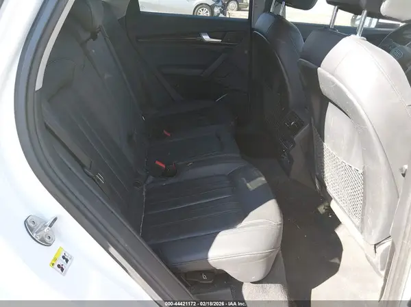 WA1ANAFYXK2116560 2019 AUDI Q5 - Image 8
