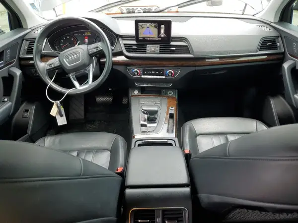 WA1ANAFYXK2117496 2019 AUDI Q5 - Image 8