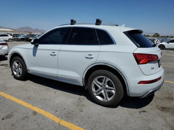 WA1ANAFYXK2126599 2019 AUDI Q5 - Image 2