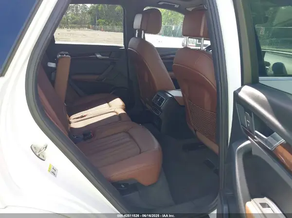 WA1ANAFYXK2134007 2019 AUDI Q5 - Image 8