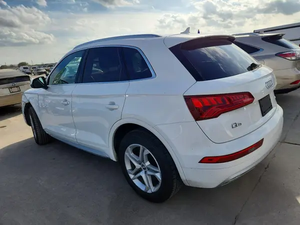 WA1ANAFYXK2140518 2019 AUDI Q5 - Image 2