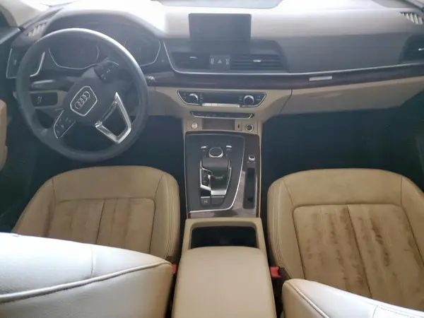 WA1ANAFYXL2032028 2020 AUDI Q5 - Image 8