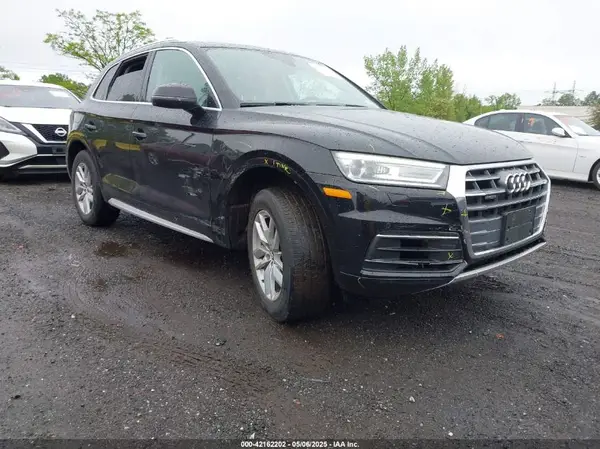 WA1ANAFYXL2058158 2020 AUDI Q5 - Image 1