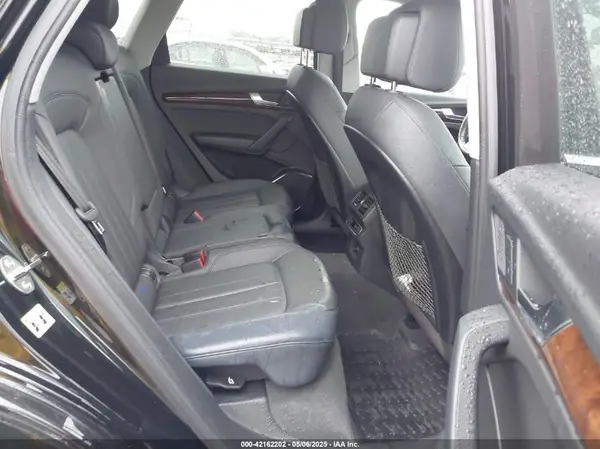 WA1ANAFYXL2058158 2020 AUDI Q5 - Image 8