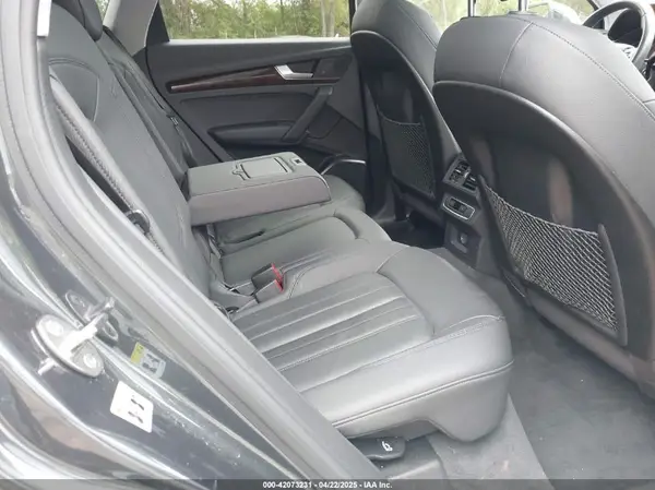 WA1ANAFYXL2084324 2020 AUDI Q5 - Image 8