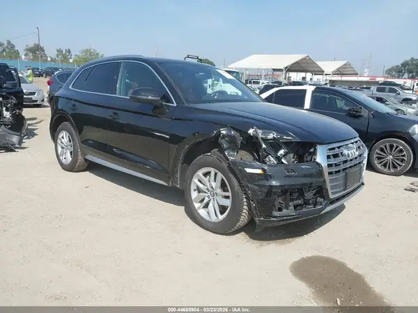 WA1ANAFYXL2085084 2020 AUDI Q5 - Image 1