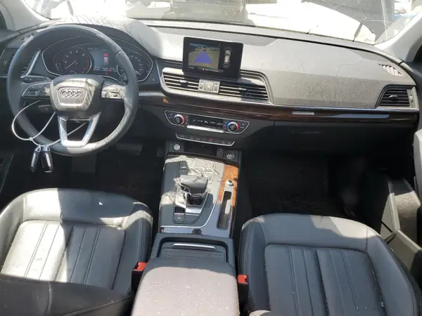 WA1ANAFYXL2094366 2020 AUDI Q5 - Image 8