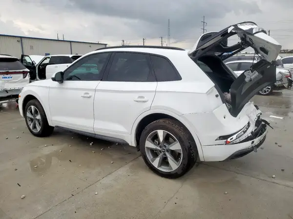 WA1ANAFYXL2118066 2020 AUDI Q5 - Image 2