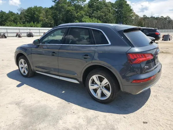 WA1ANBFY3K2021022 2019 AUDI Q5 - Image 2