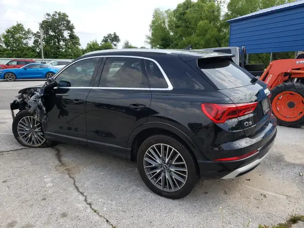 WA1AUCF34N1040136 2022 AUDI Q7 - Image 2