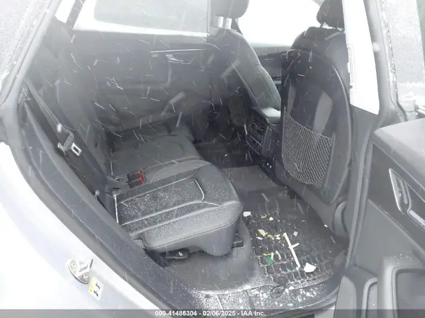 WA1AVAF10KD011727 2019 AUDI Q8 - Image 8