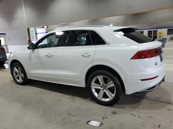 WA1AVAF10KD018029 2019 AUDI Q8 - Image 2
