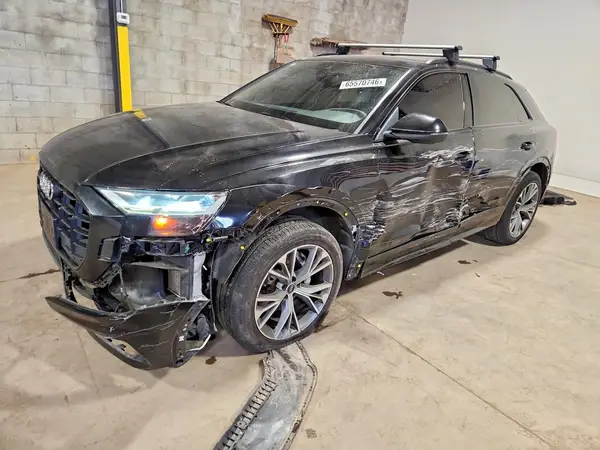 WA1AVAF10MD009592 2021 AUDI Q8 - Image 1