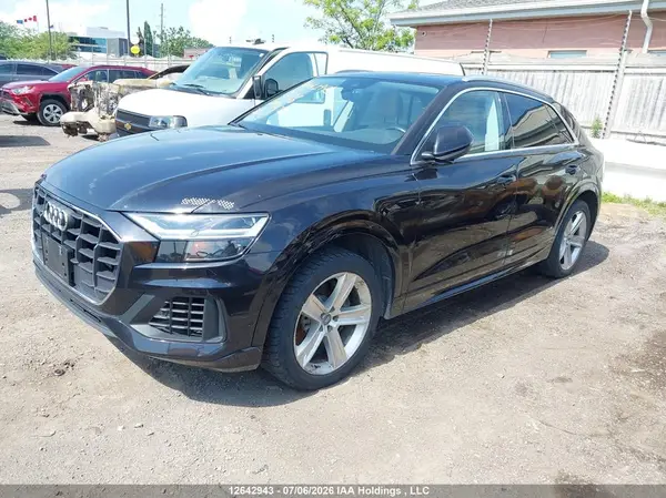 WA1AVAF11KD027631 2019 AUDI Q8 - Image 2