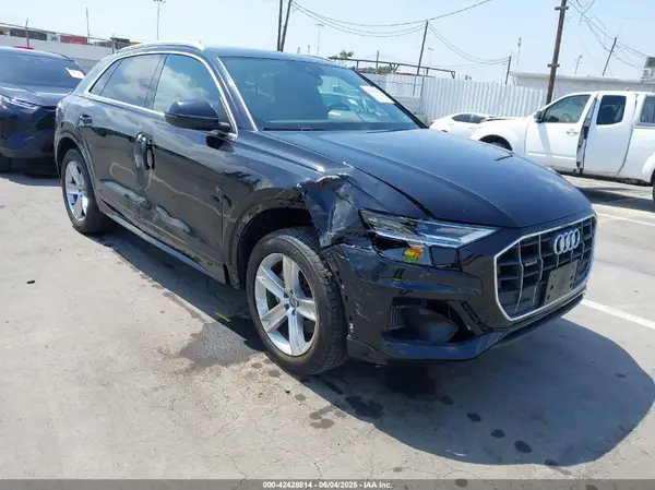 WA1AVAF12KD010255 2019 AUDI Q8 - Image 1