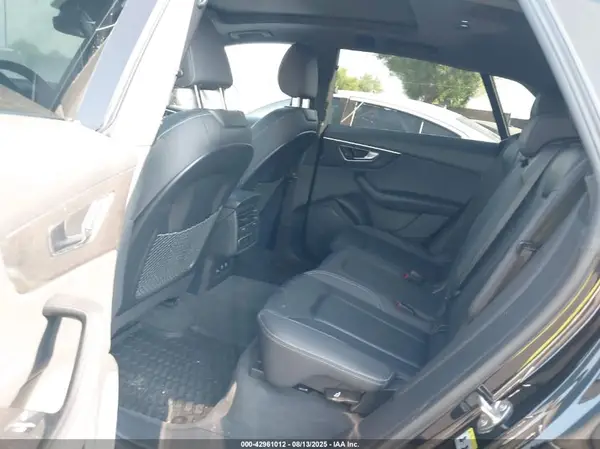 WA1AVAF12KD013074 2019 AUDI Q8 - Image 8