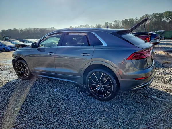 WA1AVAF12KD019876 2019 AUDI Q8 - Image 2