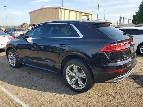 WA1AVAF13KD011544 2019 AUDI Q8 - Image 2