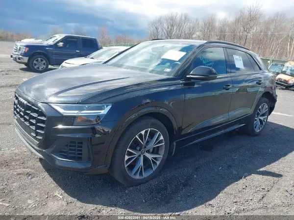 WA1AVAF13MD020375 2021 AUDI Q8 - Image 2