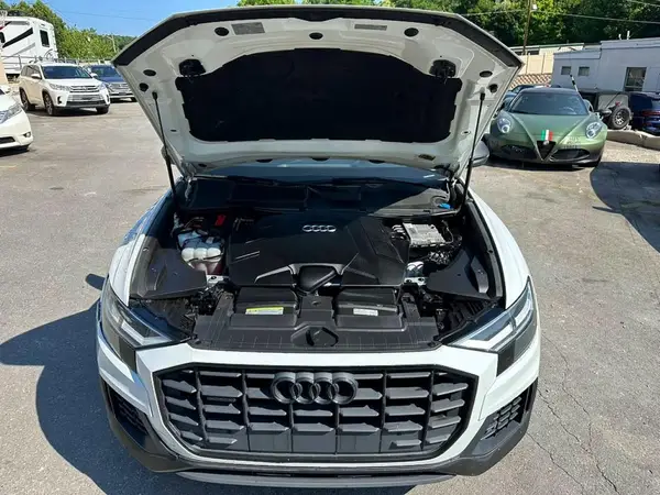 WA1AVAF14KD019524 2019 AUDI Q8 - Image 8
