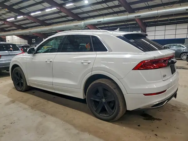 WA1AVAF14KD021483 2019 AUDI Q8 - Image 2