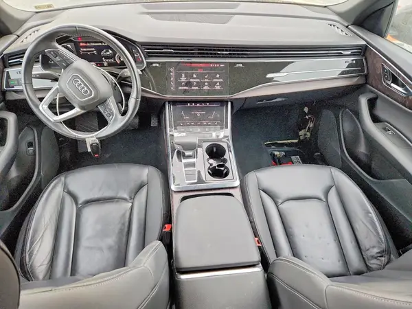 WA1AVAF15KD027096 2019 AUDI Q8 - Image 8