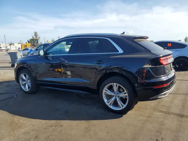 WA1AVAF15KD037157 2019 AUDI Q8 - Image 2
