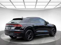 WA1AVAF15MD001066 2021 AUDI Q8