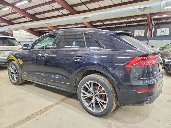 WA1AVAF15MD015646 2021 AUDI Q8 - Image 2