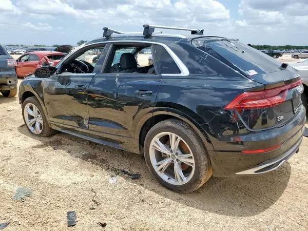 WA1AVAF16LD015296 2020 AUDI Q8 - Image 2