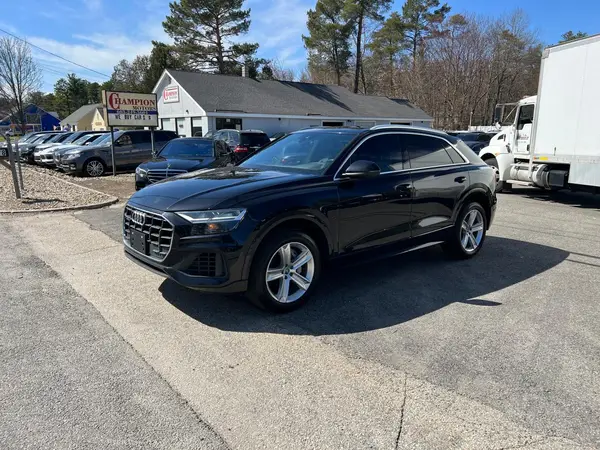WA1AVAF17KD016018 2019 AUDI Q8 - Image 2