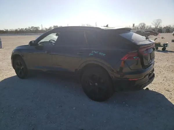 WA1AVAF17KD018660 2019 AUDI Q8 - Image 2
