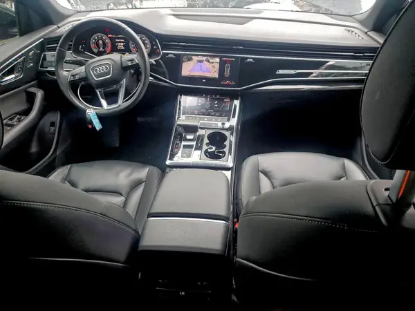 WA1AVAF18KD013130 2019 AUDI Q8 - Image 8